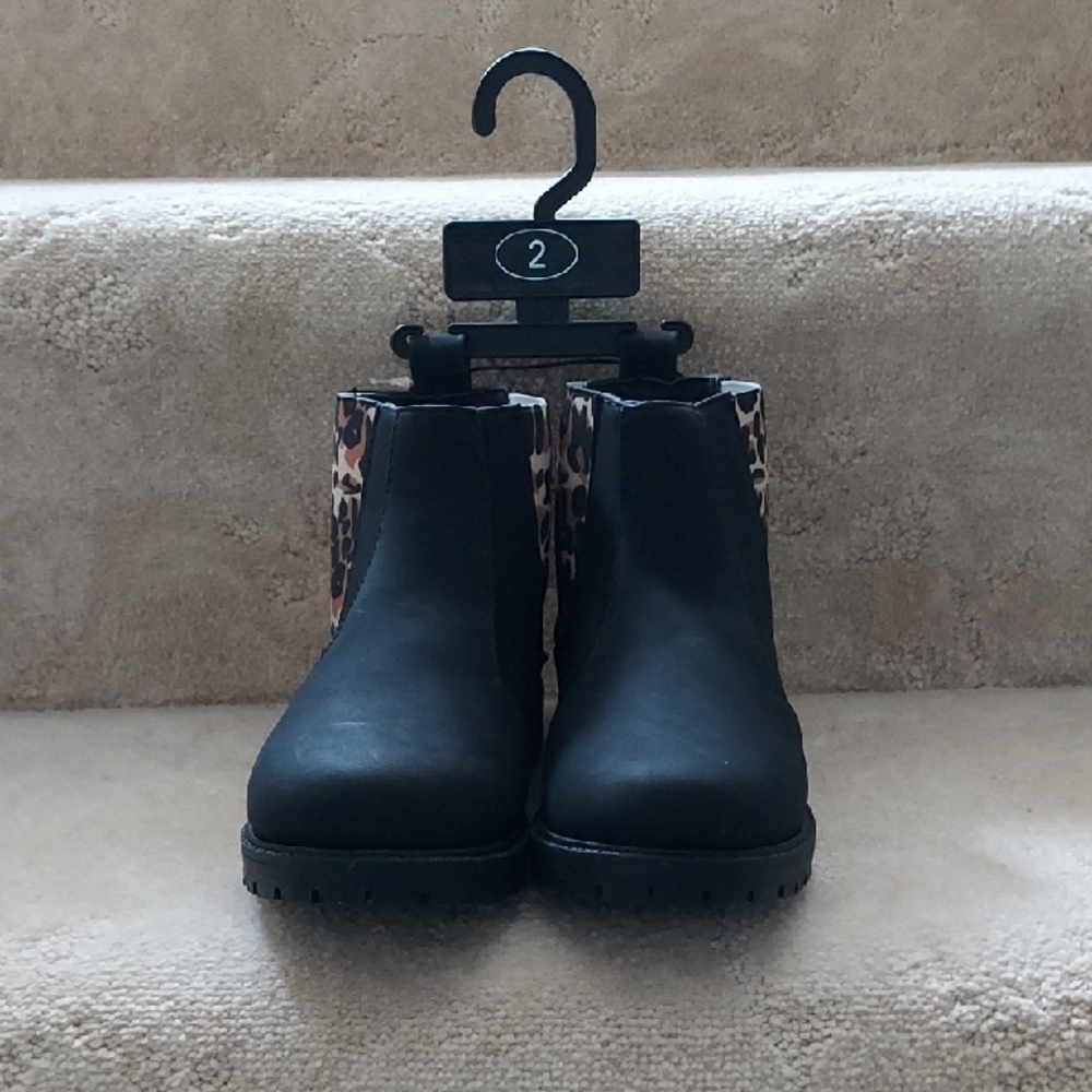 Black Leather-like Ankle Boots